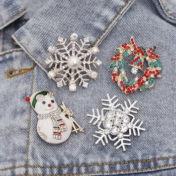 Európske A Americké Luxusné Tvorivé Diamond-studded Snowflake Snehuliak Bell Vianočný Stromček Brošňa Dovolenku Šperky Hot Predaj